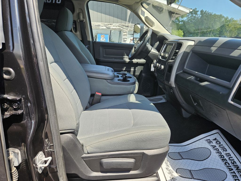2015 RAM 1500 Image 40