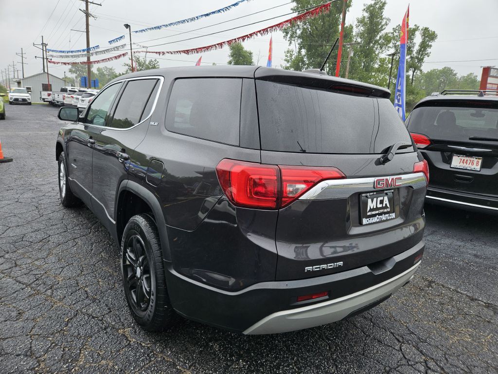 2018 GMC Acadia Image 11