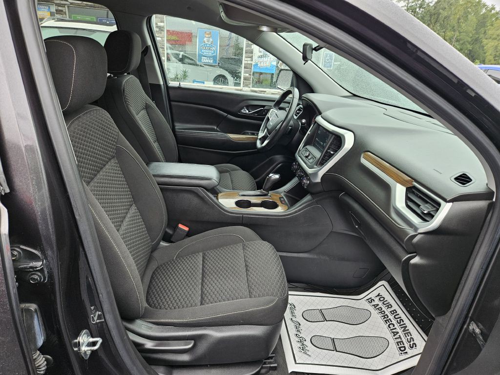 2018 GMC Acadia Image 44