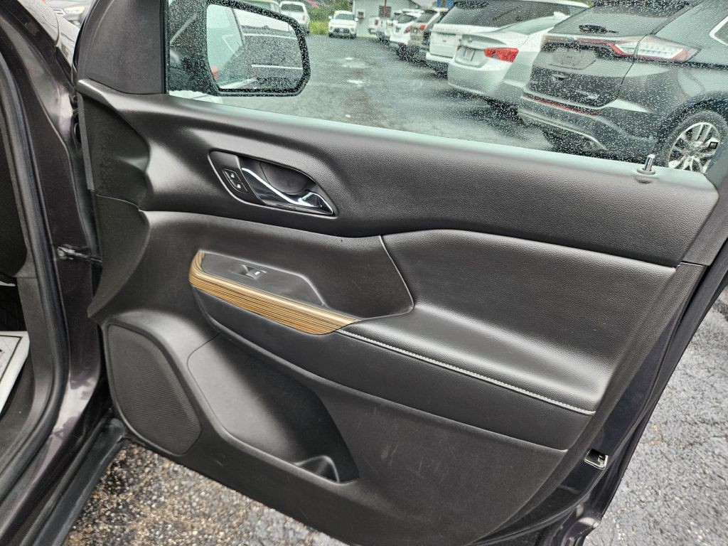 2018 GMC Acadia Image 45