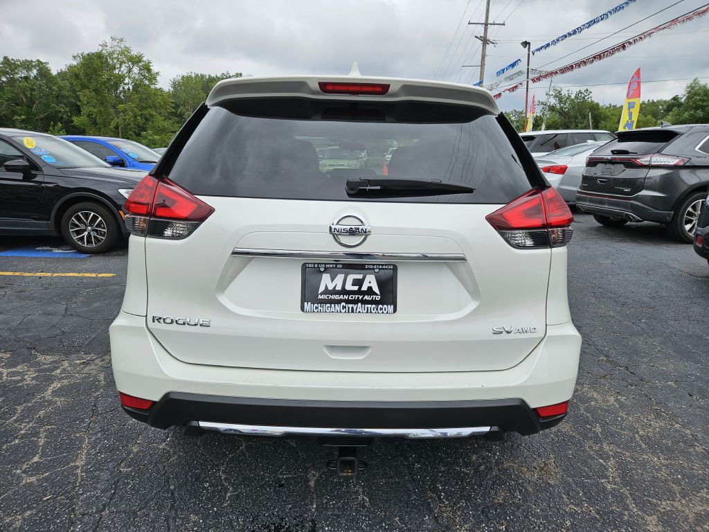 2017 Nissan Rogue Image 8