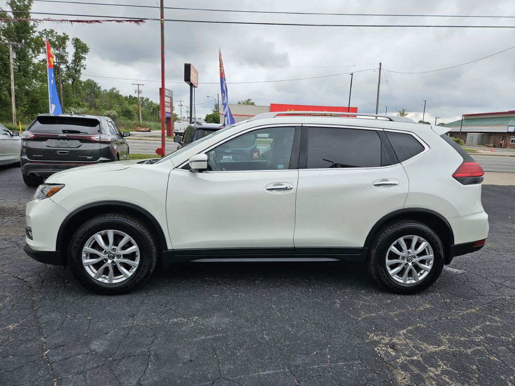 2017 Nissan Rogue Image 13