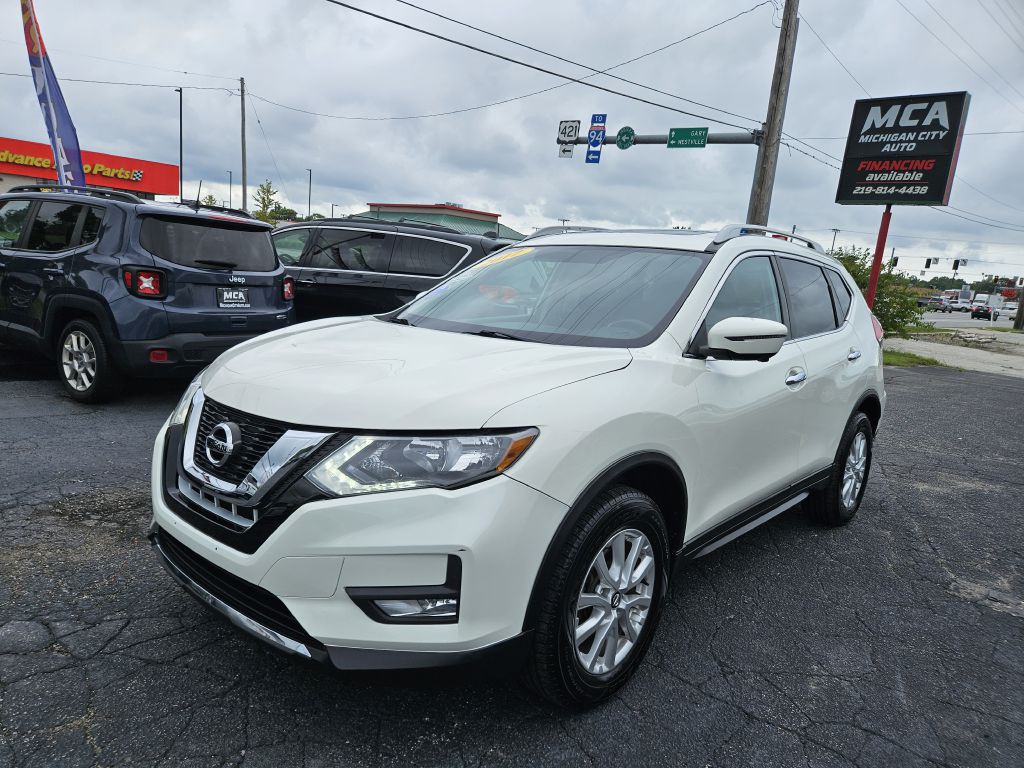 2017 Nissan Rogue Image 16