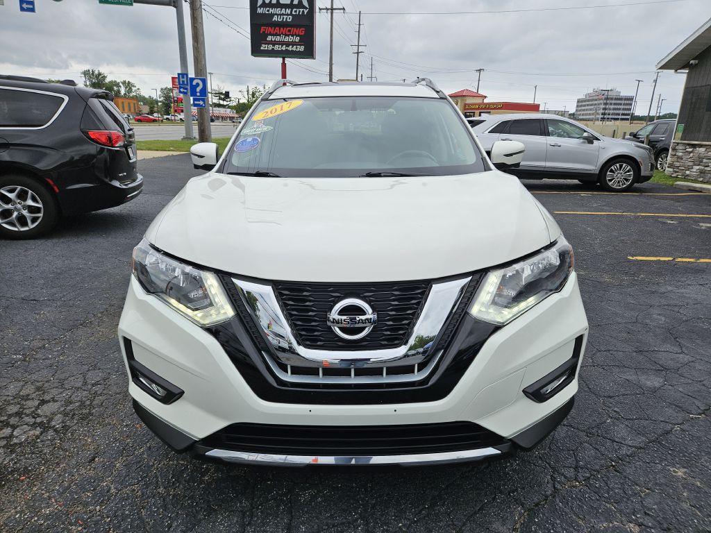 2017 Nissan Rogue Image 18