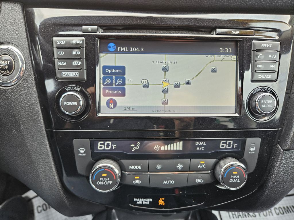 2017 Nissan Rogue Image 34