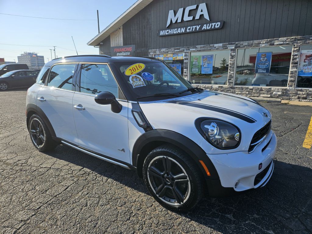 2016 MINI Cooper Image 3