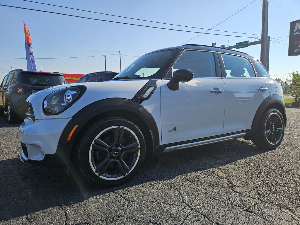 2016 MINI Cooper Image 15