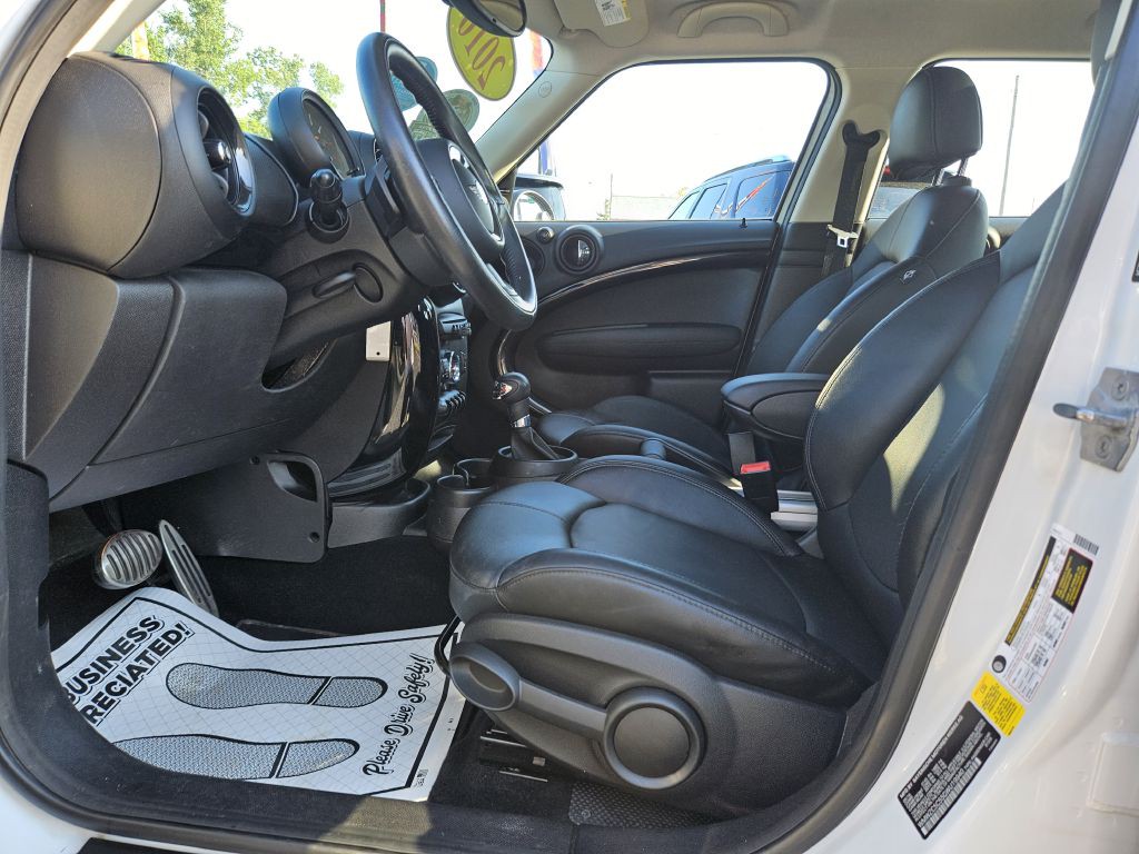2016 MINI Cooper Image 27