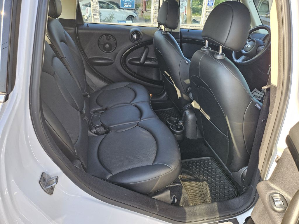 2016 MINI Cooper Image 51