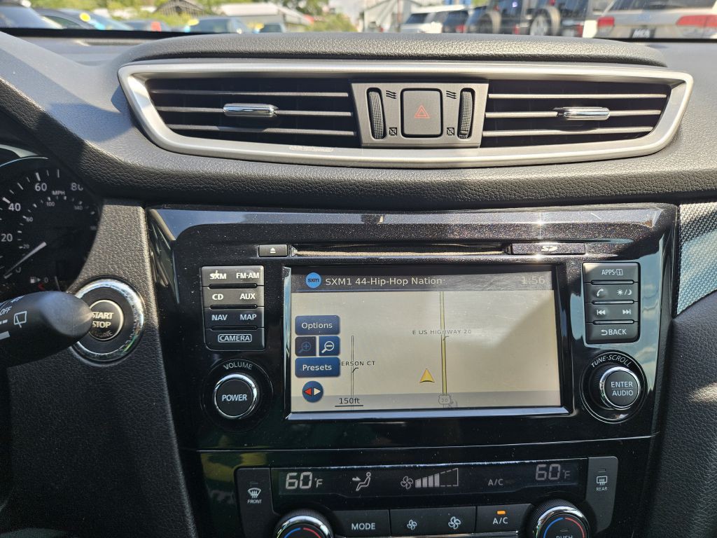 2015 Nissan Rogue Image 29