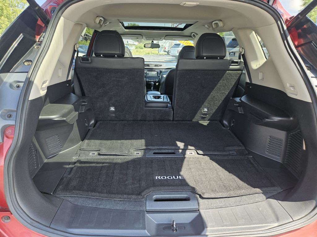 2015 Nissan Rogue Image 40