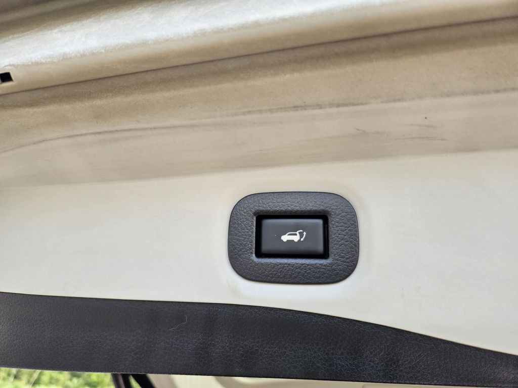 2015 Nissan Rogue Image 41
