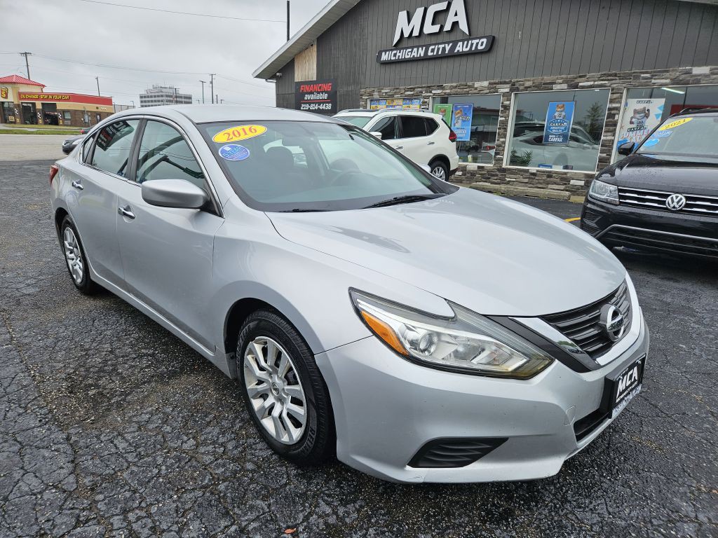 2016 Nissan Altima Image 2