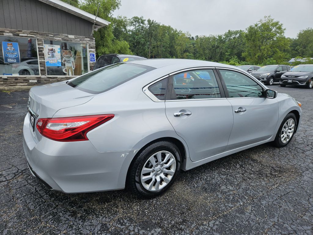 2016 Nissan Altima Image 6