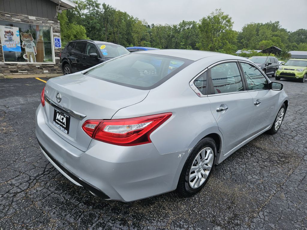 2016 Nissan Altima Image 7