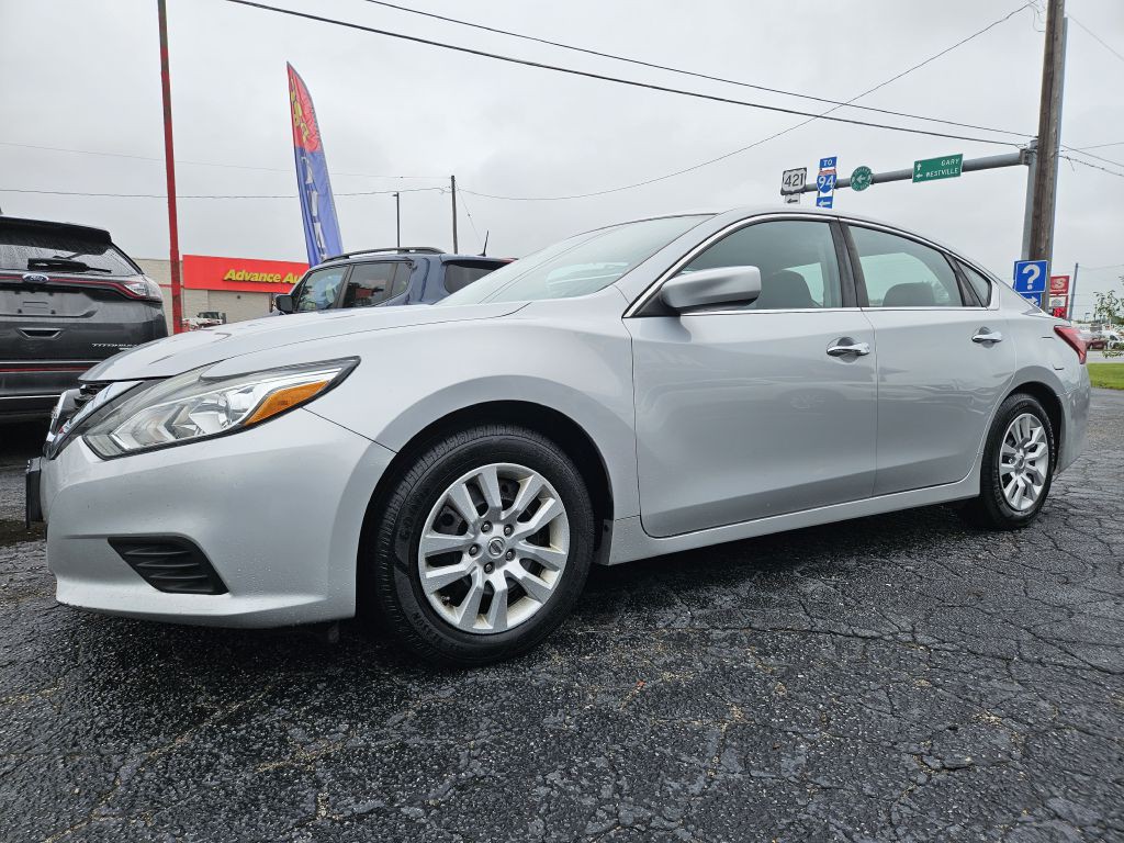 2016 Nissan Altima Image 14