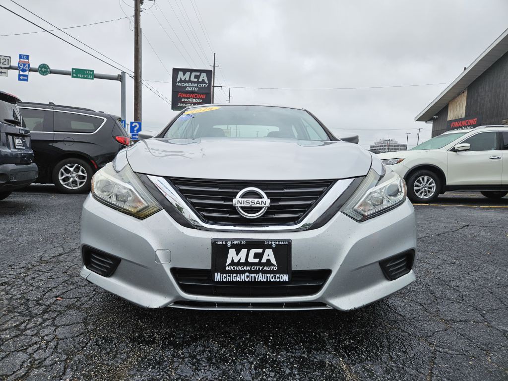 2016 Nissan Altima Image 18