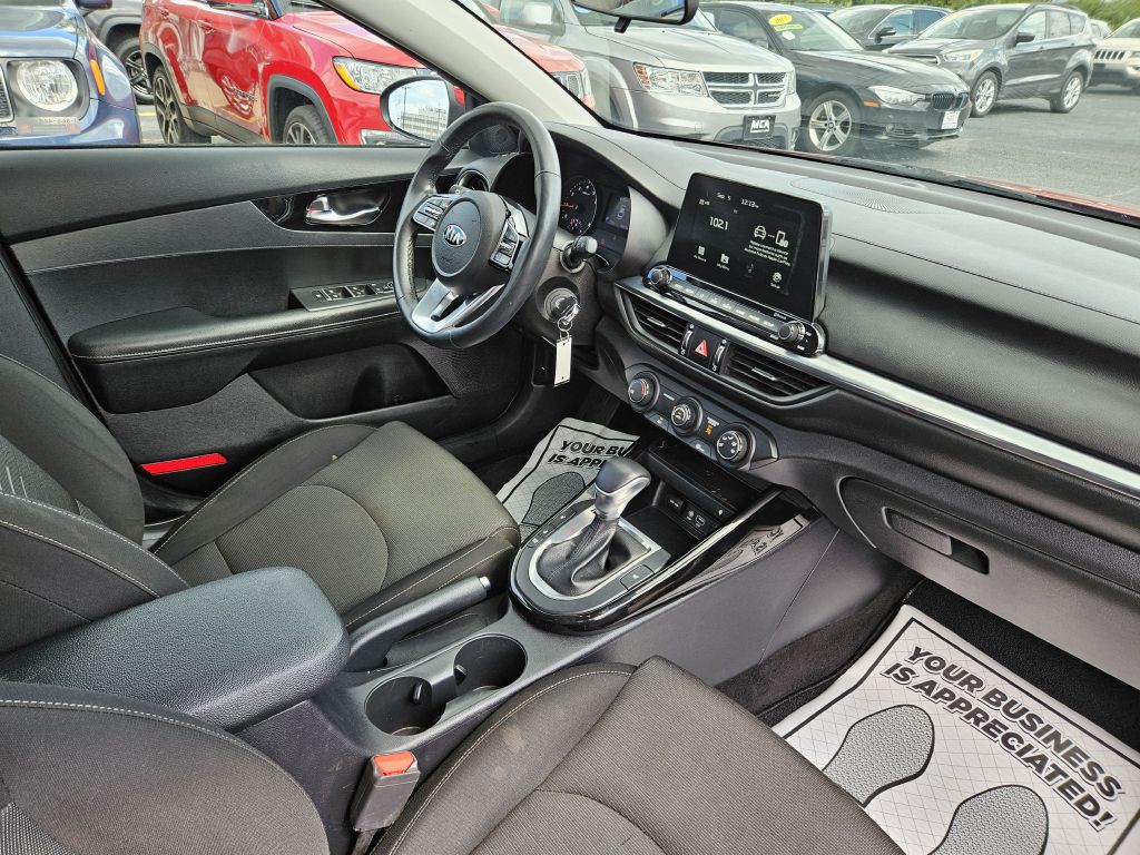 2019 Kia Forte Image 44
