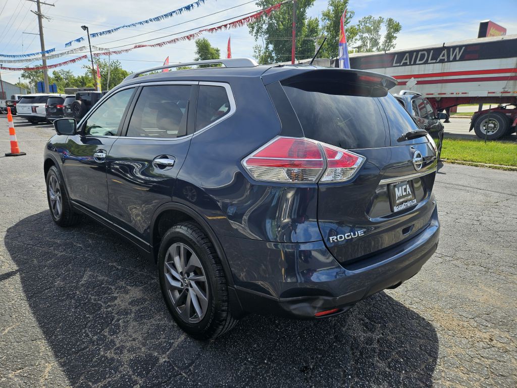 2016 Nissan Rogue Image 11