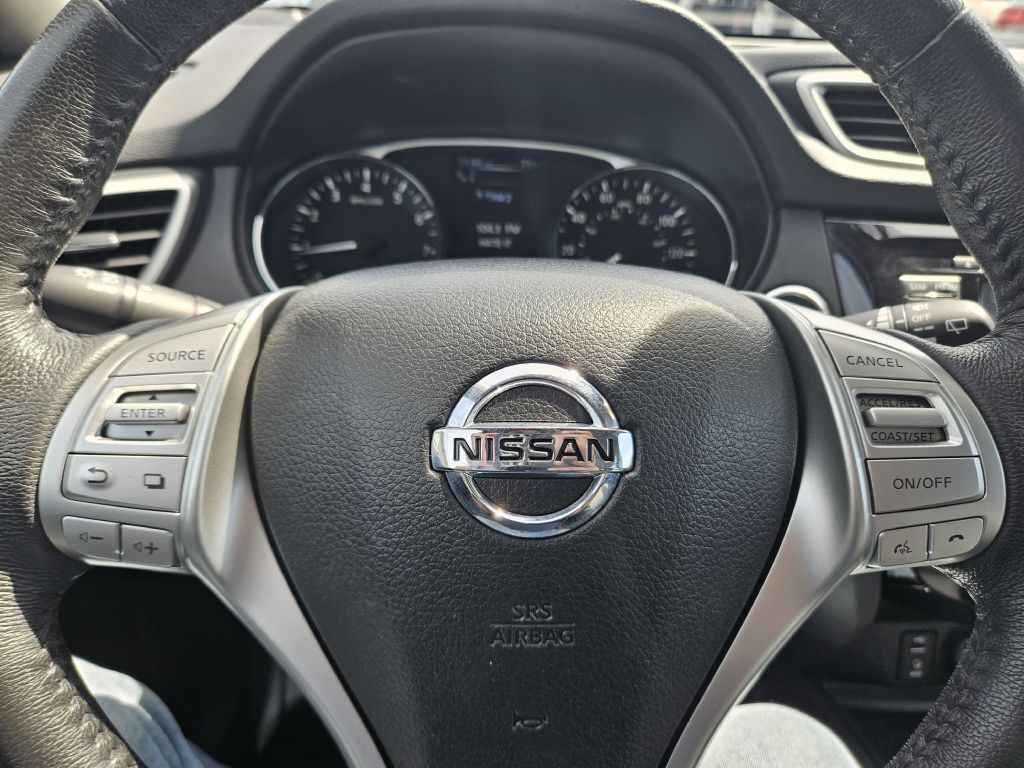 2016 Nissan Rogue Image 29