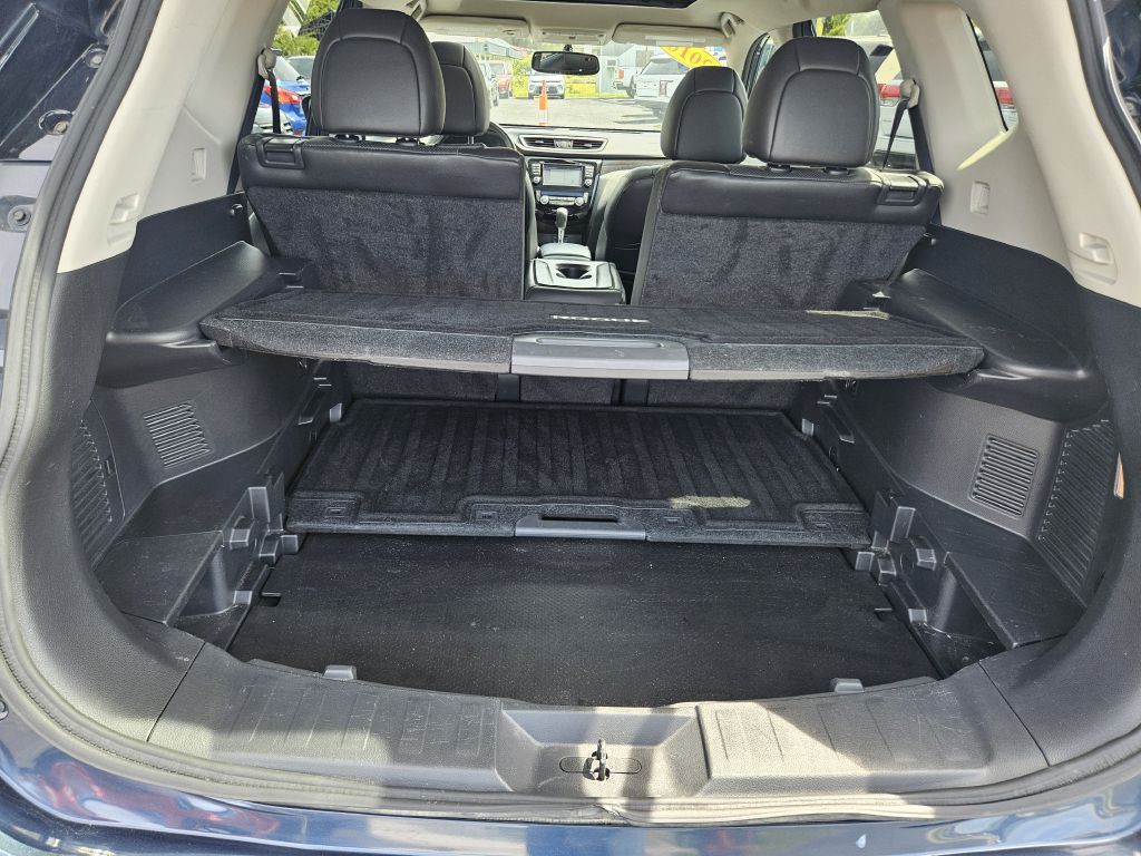2016 Nissan Rogue Image 44