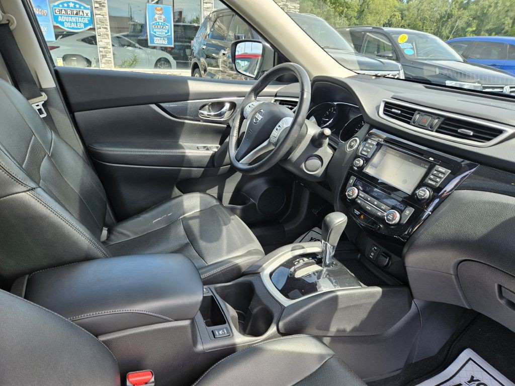 2016 Nissan Rogue Image 49