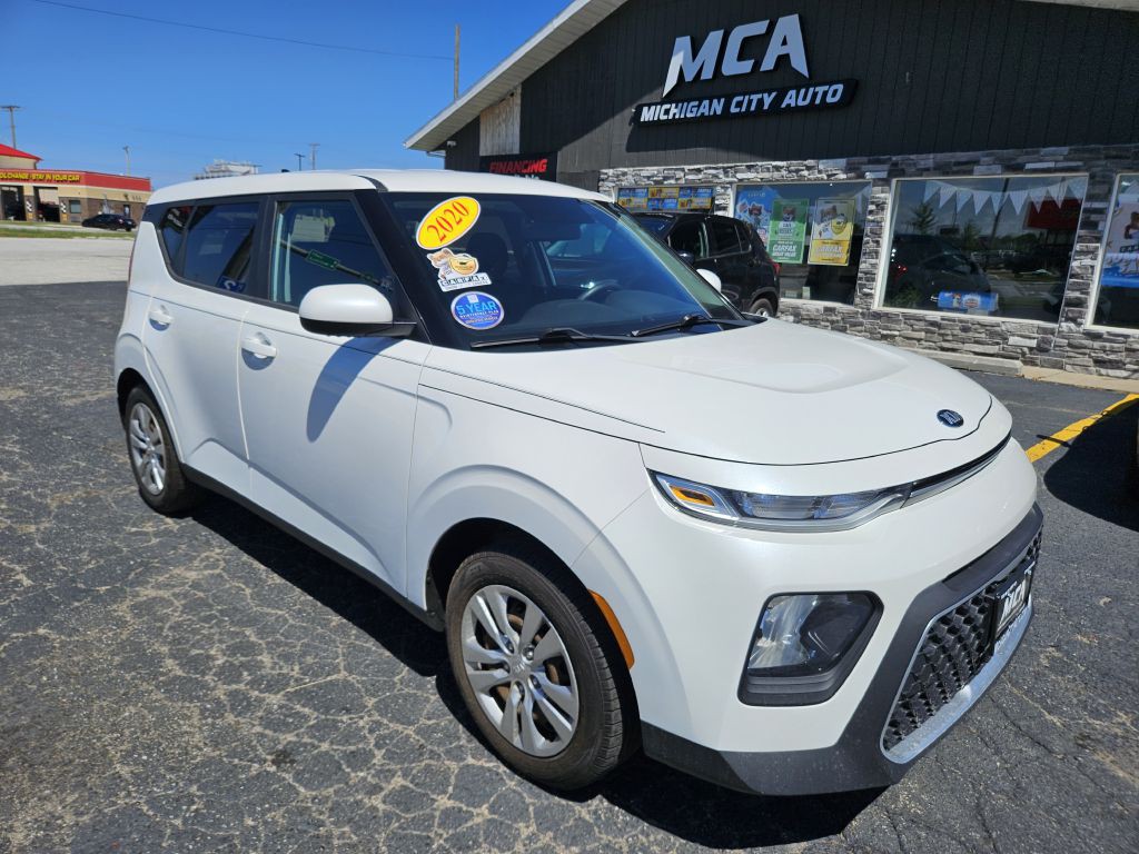 2020 Kia Soul Image 2