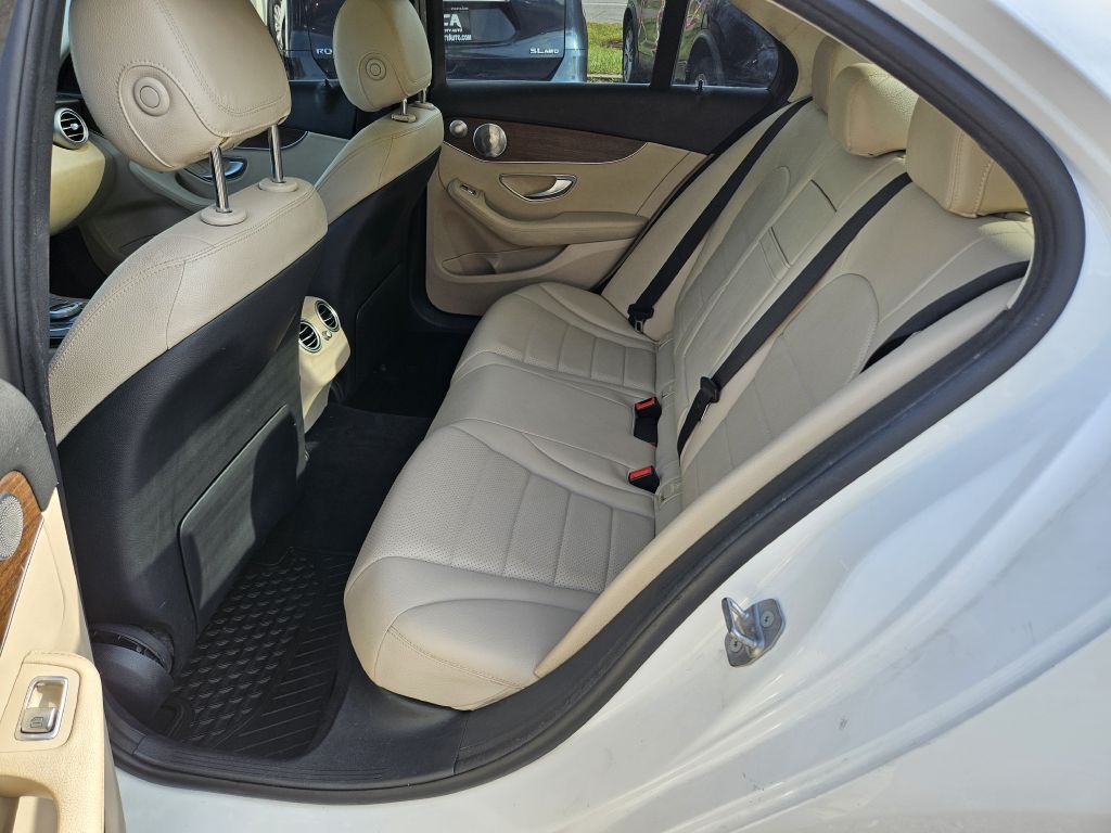 2021 Mercedes-Benz C-Class Image 40