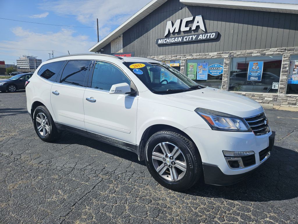 2017 Chevrolet Traverse Image 3