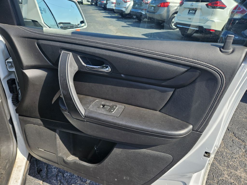 2017 Chevrolet Traverse Image 38