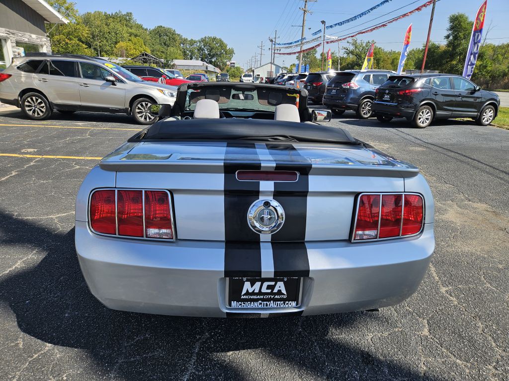 2009 Ford Mustang Image 35