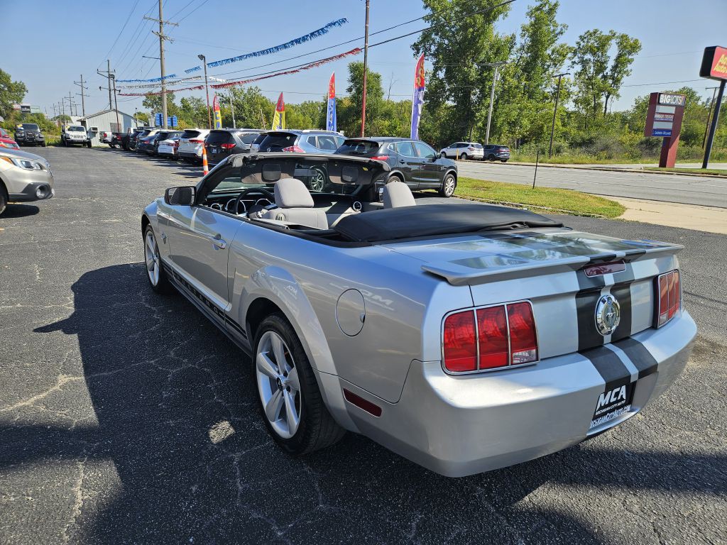 2009 Ford Mustang Image 36
