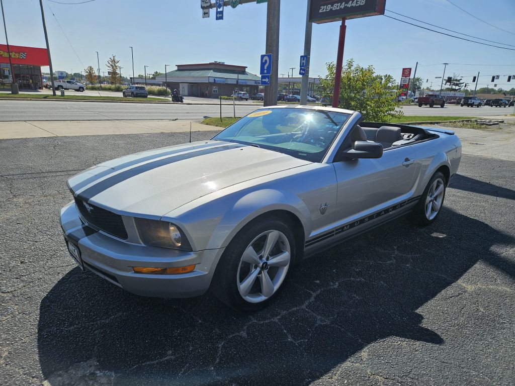 2009 Ford Mustang Image 38