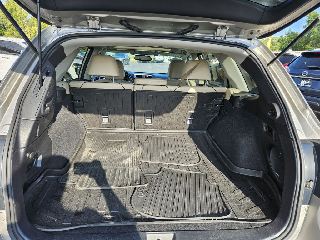 2016 Subaru Outback Image 45