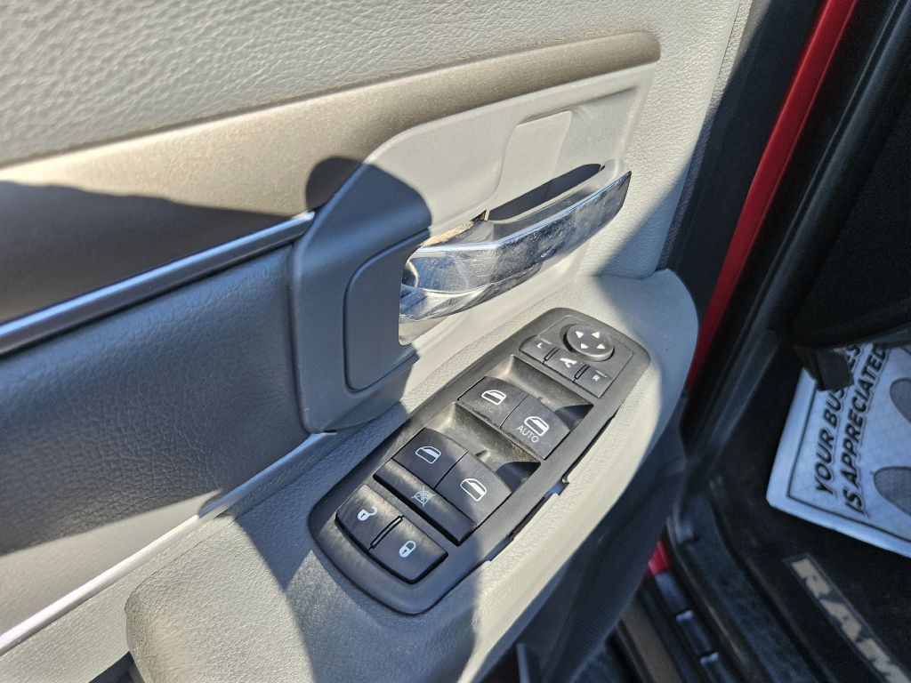 2014 RAM 1500 Image 24