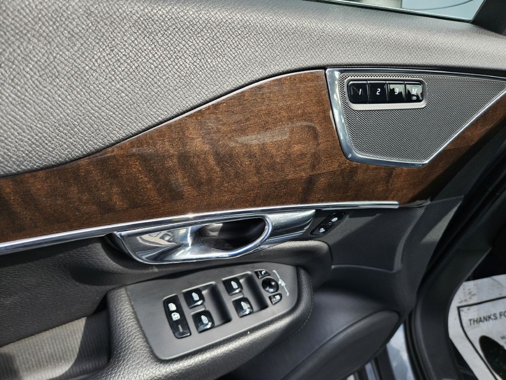 2016 Volvo XC90 Image 22