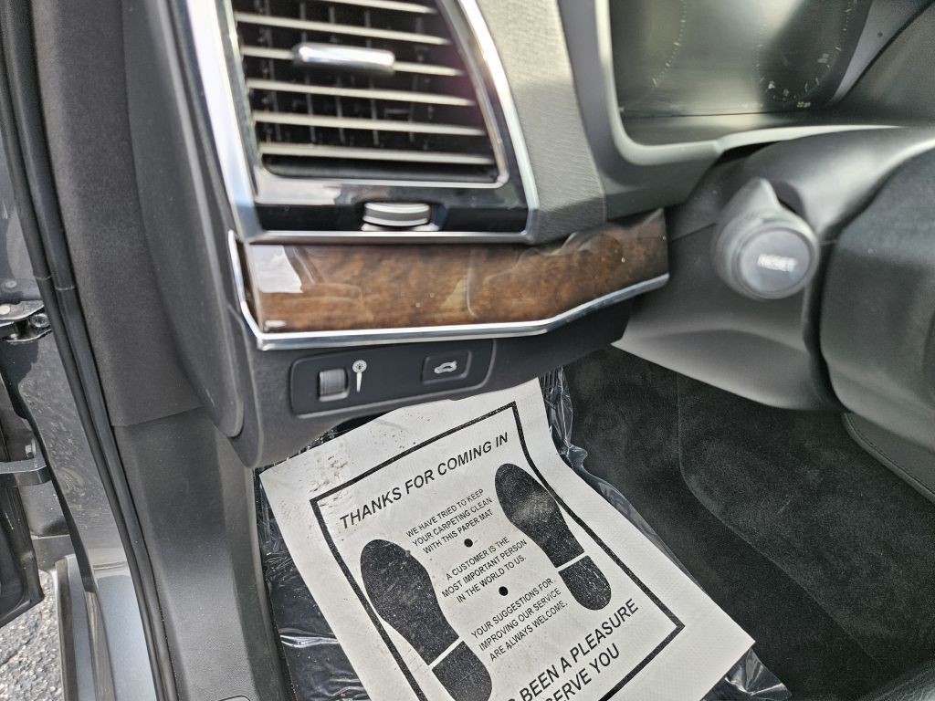 2016 Volvo XC90 Image 26