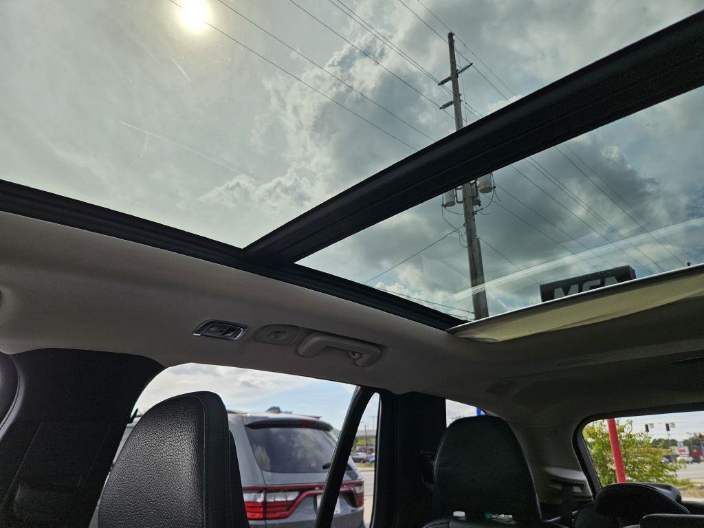 2016 Volvo XC90 Image 40