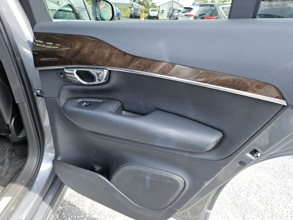 2016 Volvo XC90 Image 56