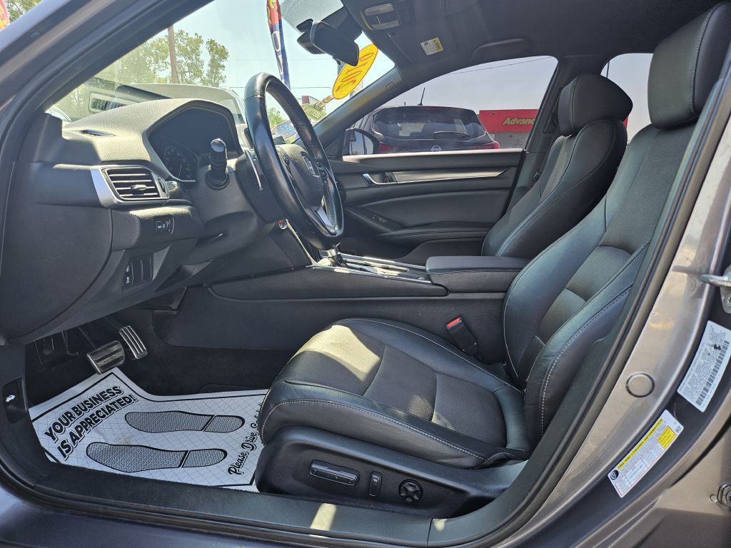 2019 Honda Accord Image 25