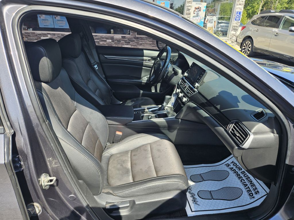 2019 Honda Accord Image 43
