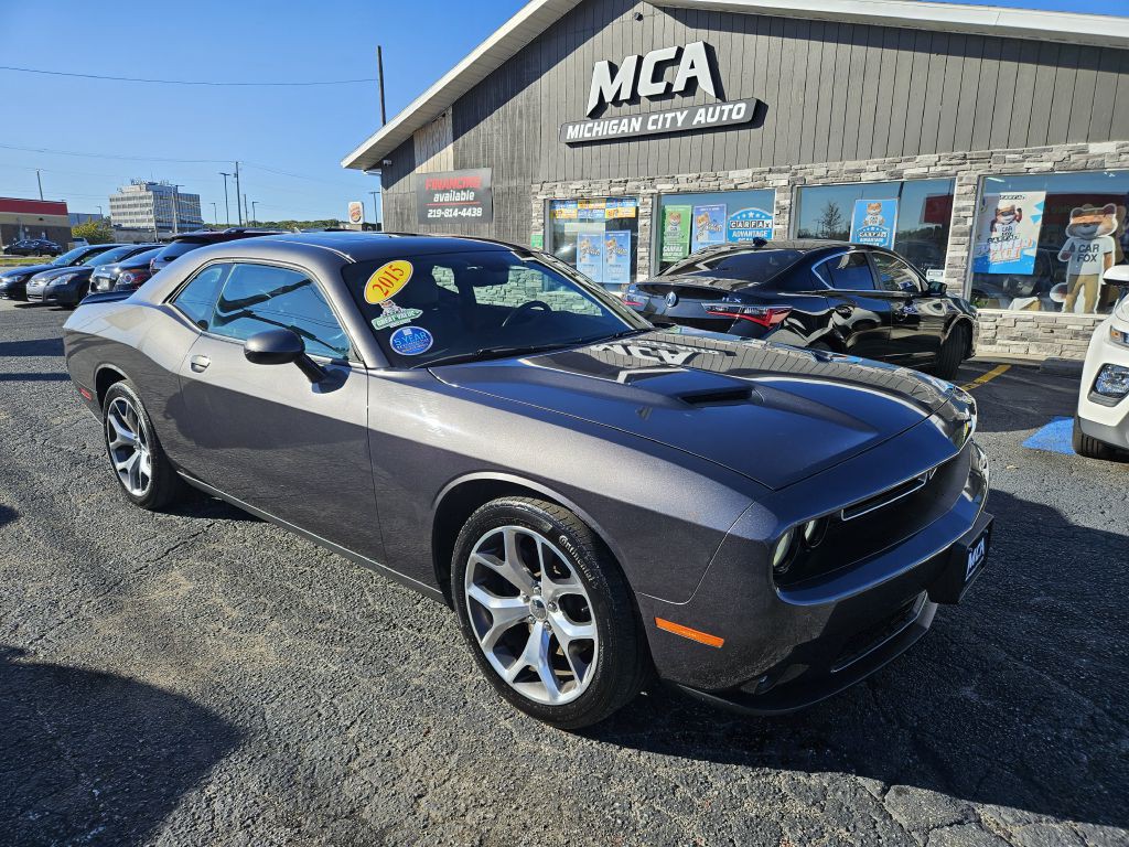 2015 Dodge Challenger Image 2
