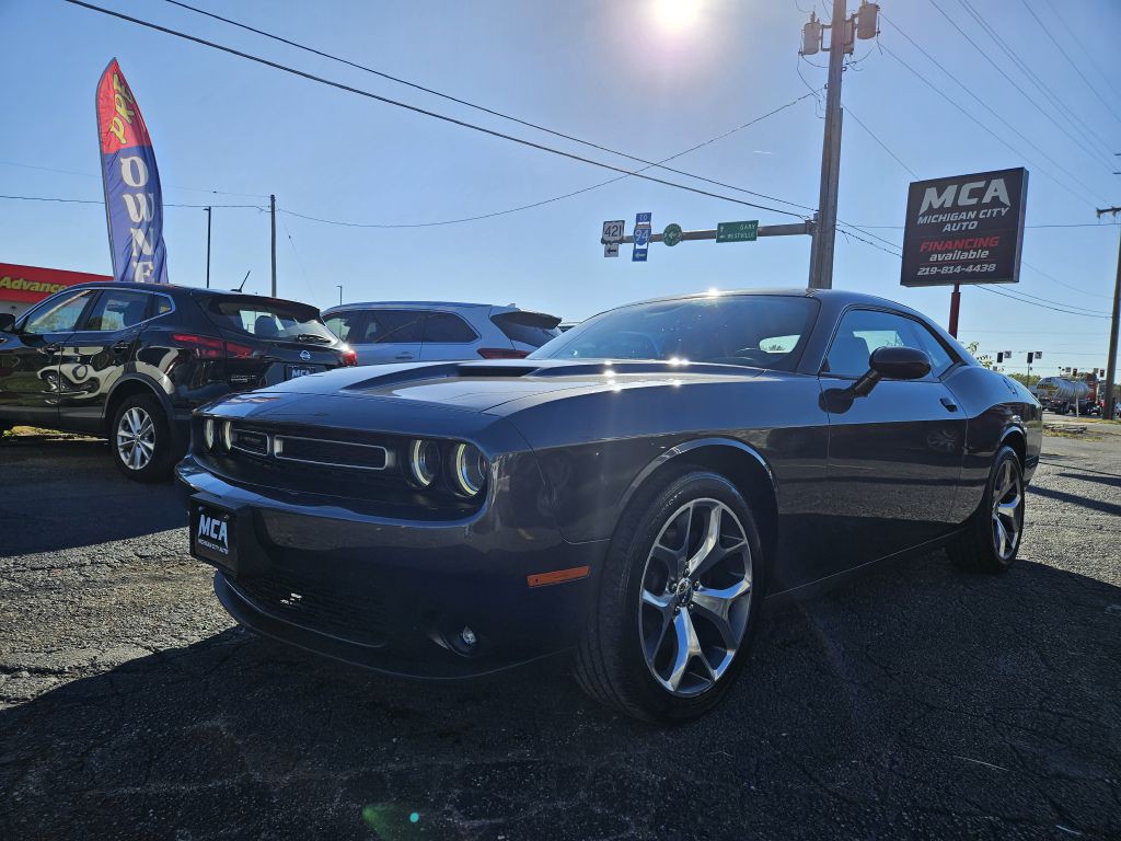 2015 Dodge Challenger Image 11