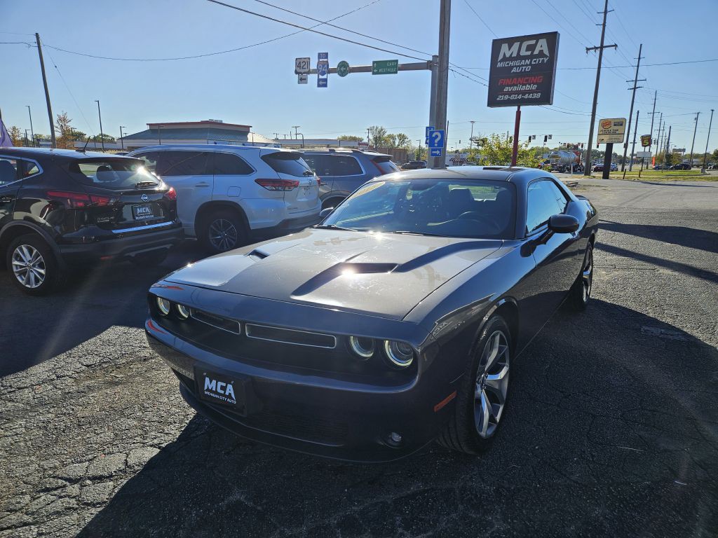2015 Dodge Challenger Image 12