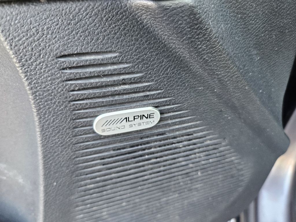 2015 Dodge Challenger Image 19