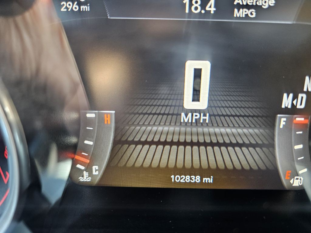 2015 Dodge Challenger Image 24