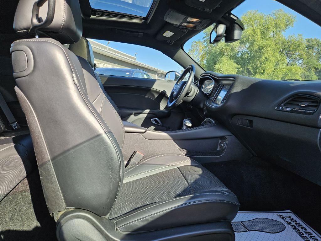 2015 Dodge Challenger Image 42