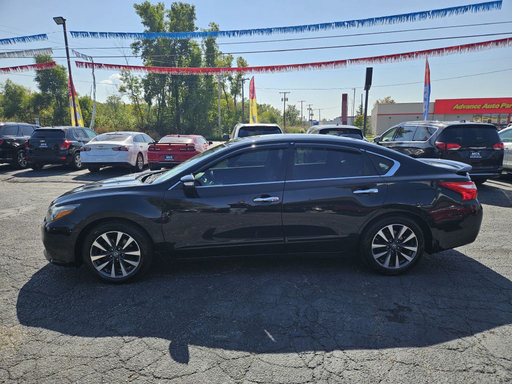 2016 Nissan Altima Image 12