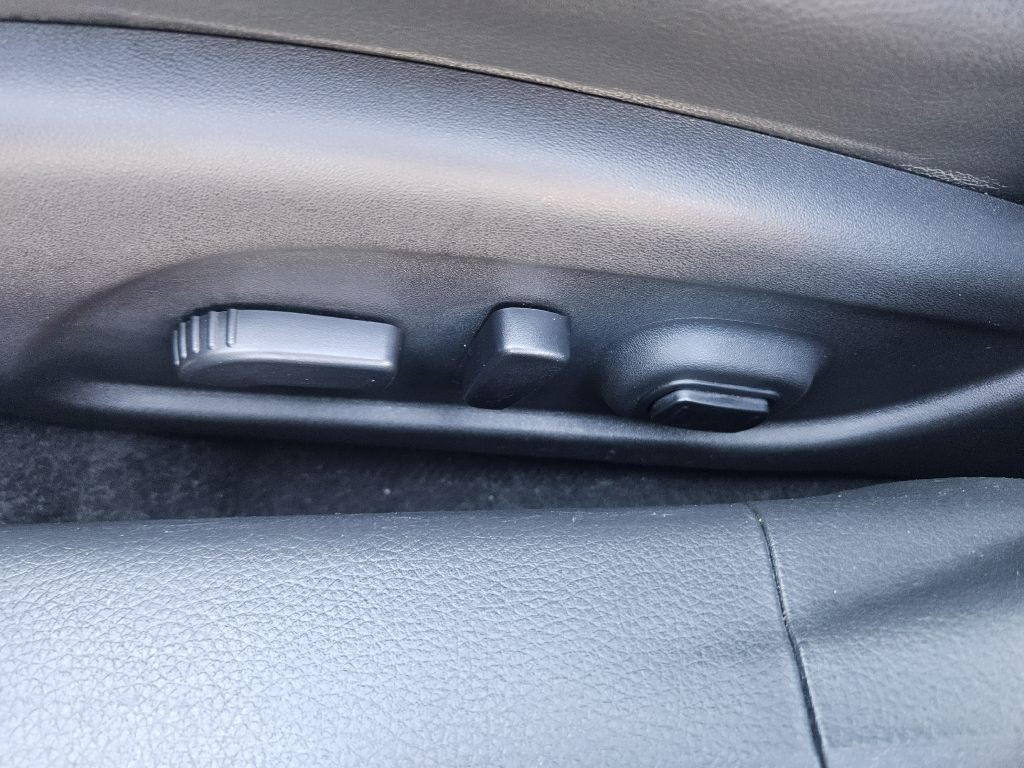2016 Nissan Altima Image 22