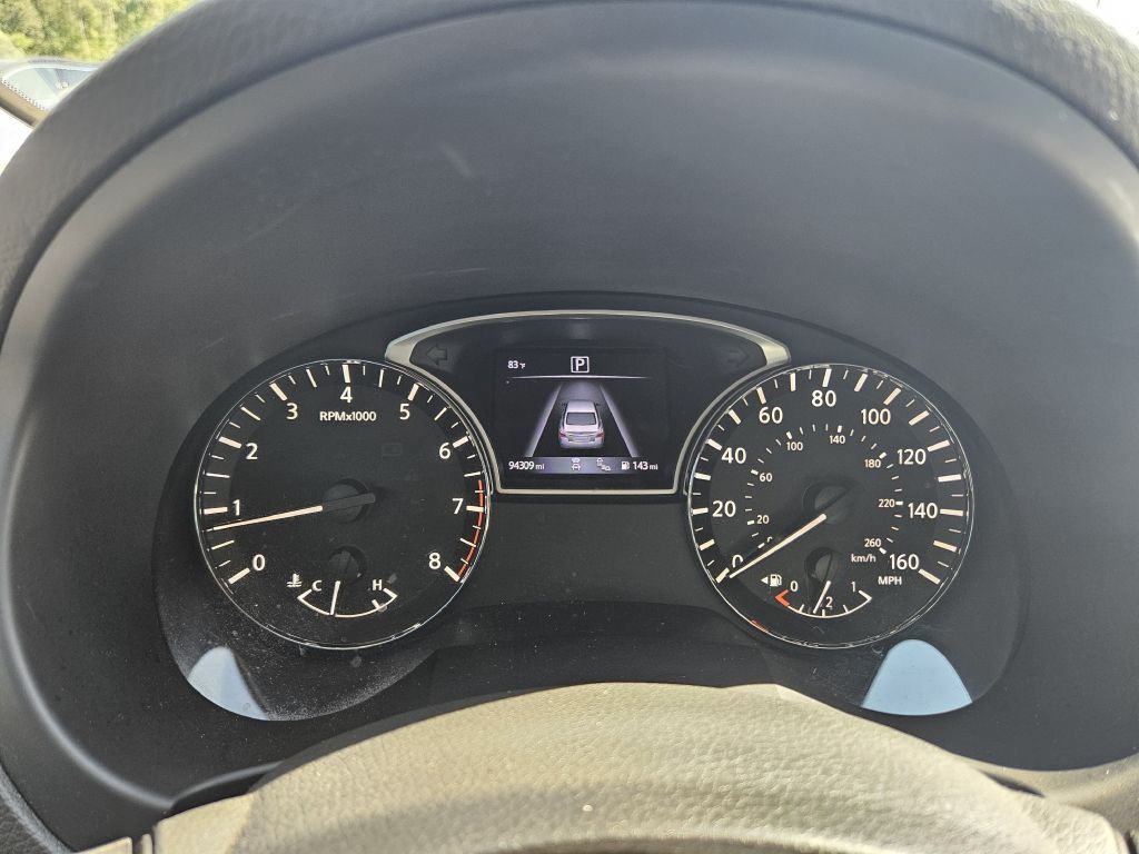 2016 Nissan Altima Image 26